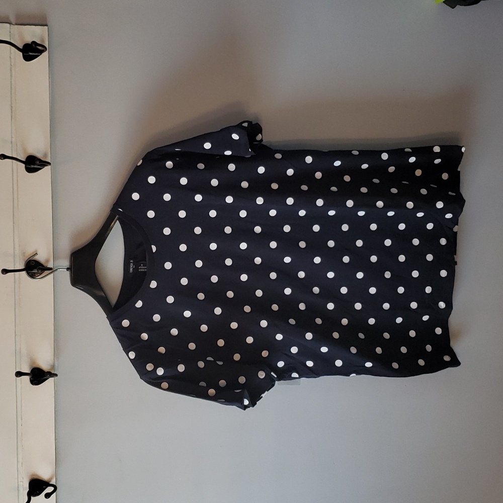 Forever 21 men's tshirt, xl, navy & white polka dots